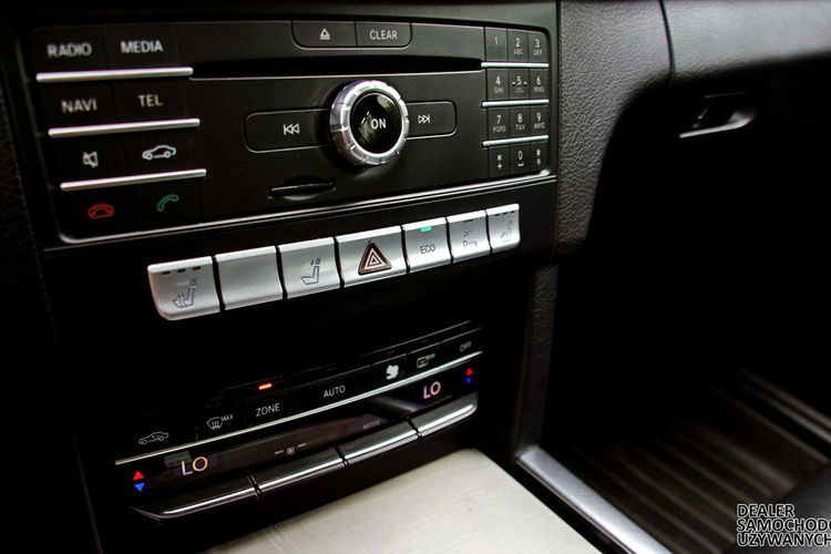 Mercedes E 200 CDI T BlueEfficiency 7-osobowy RATY ZAMIANA zdjęcie 25