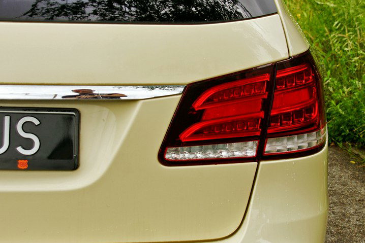 Mercedes E 200 CDI T BlueEfficiency 7-osobowy RATY ZAMIANA zdjęcie 41