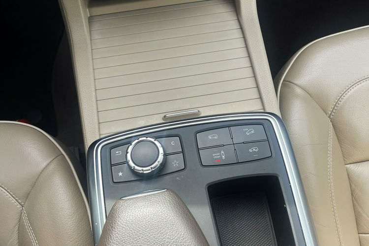 Mercedes ML 350 Salon PL Jasne skóry Pneumat El.klapa El.fotele Bi xenon + led zdjęcie 12