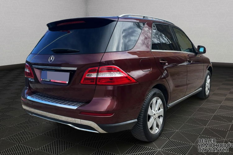 Mercedes ML 350 Salon PL Jasne skóry Pneumat El.klapa El.fotele Bi xenon + led zdjęcie 4