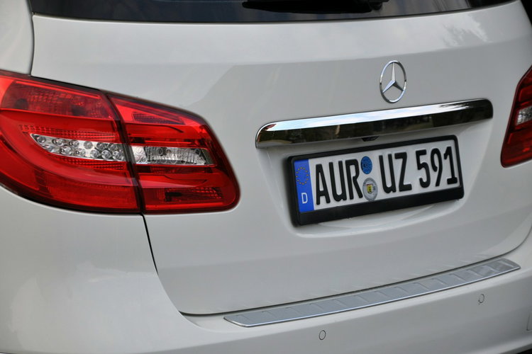 Mercedes B 220 2.2CDI(170KM) Radar Xenon Led Duża Navi Kamera Skóry 2xParkt Alu17"ASO zdjęcie 16