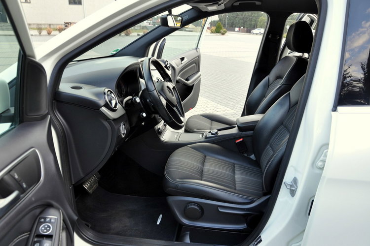 Mercedes B 220 2.2CDI(170KM) Radar Xenon Led Duża Navi Kamera Skóry 2xParkt Alu17"ASO zdjęcie 21