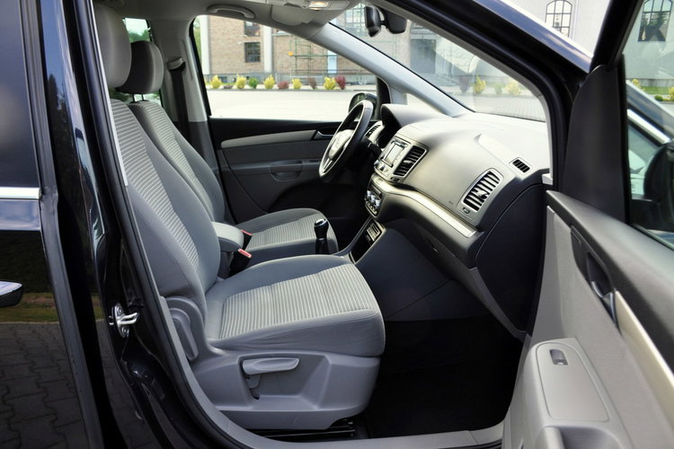 Seat Alhambra 2.0TDI(140KM) Xenon Navi Kamera 7-Foteli El.Fotel Welur Reling Alu17" zdjęcie 17