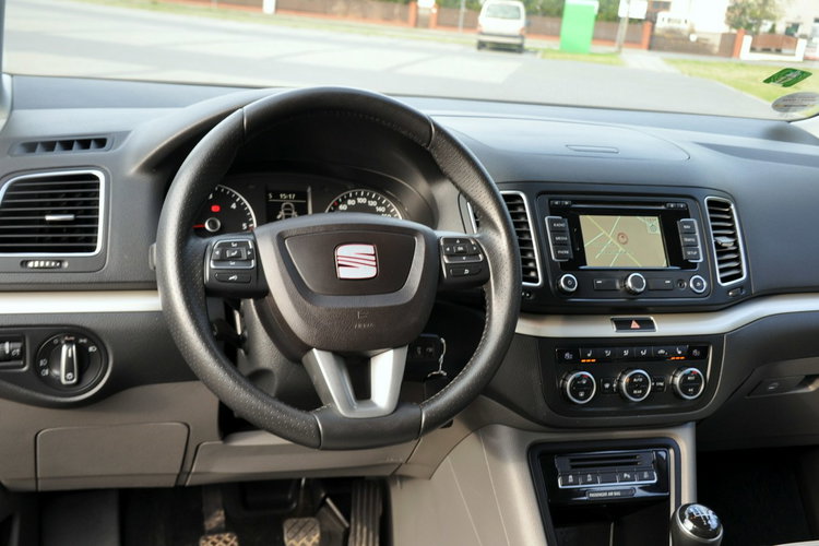 Seat Alhambra 2.0TDI(140KM) Xenon Navi Kamera 7-Foteli El.Fotel Welur Reling Alu17" zdjęcie 33