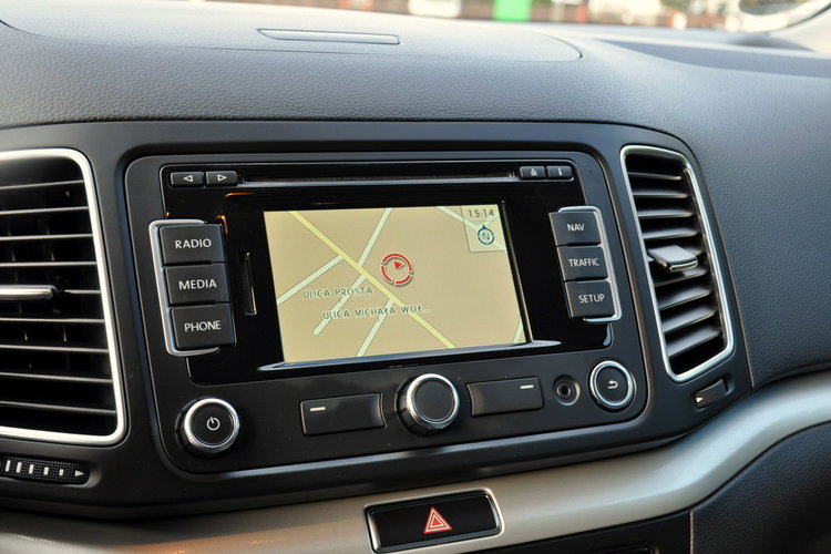 Seat Alhambra 2.0TDI(140KM) Xenon Navi Kamera 7-Foteli El.Fotel Welur Reling Alu17" zdjęcie 34