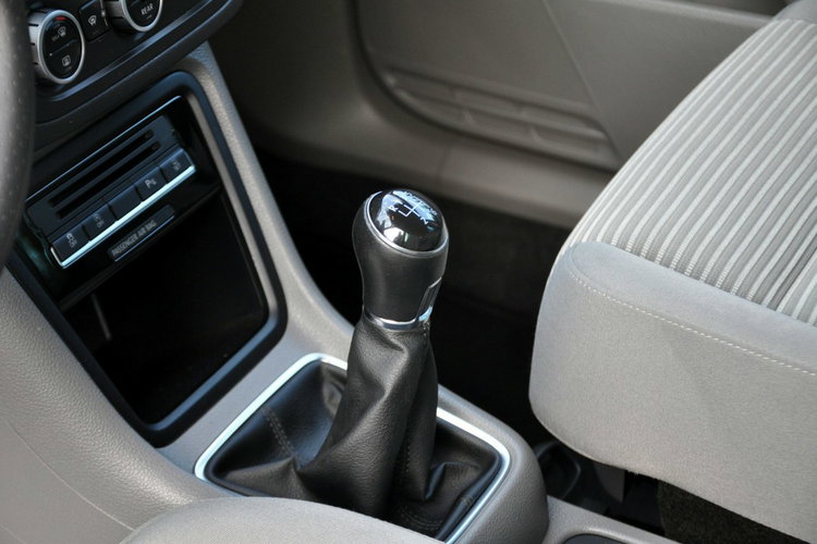 Seat Alhambra 2.0TDI(140KM) Xenon Navi Kamera 7-Foteli El.Fotel Welur Reling Alu17" zdjęcie 37