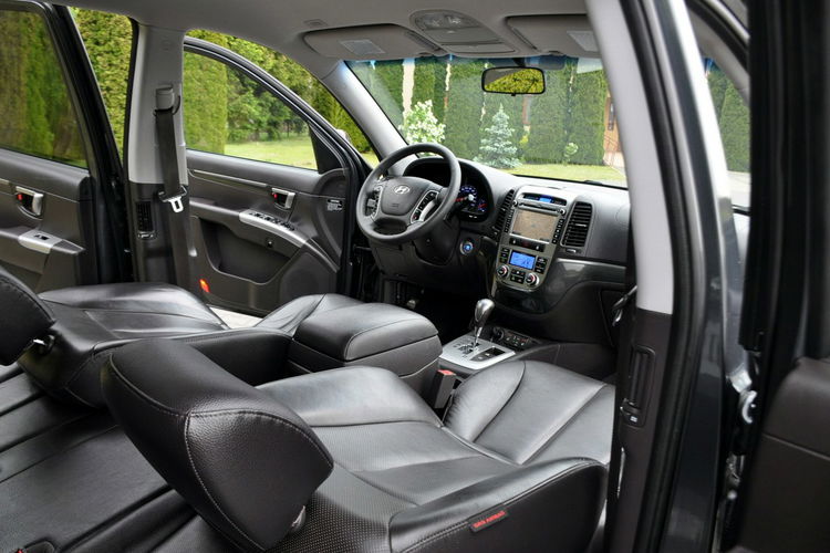 Hyundai Santa Fe 2.2CRDi(197KM) 4WD Xenon Navi Kamera Skóry Grzana Kierownica Alu18"ASO zdjęcie 24