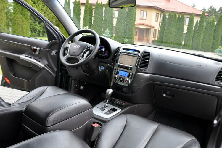 Hyundai Santa Fe 2.2CRDi(197KM) 4WD Xenon Navi Kamera Skóry Grzana Kierownica Alu18"ASO zdjęcie 25