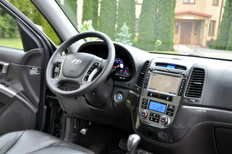 Hyundai Santa Fe 2.2CRDi(197KM) 4WD Xenon Navi Kamera Skóry Grzana Kierownica Alu18"ASO zdjęcie 26