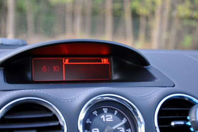 Peugeot RCZ 1.6i(156KM) Bi-Xenon Welur Klimatronik 2xParktronik I Wł Alu19"ASO zdjęcie 30