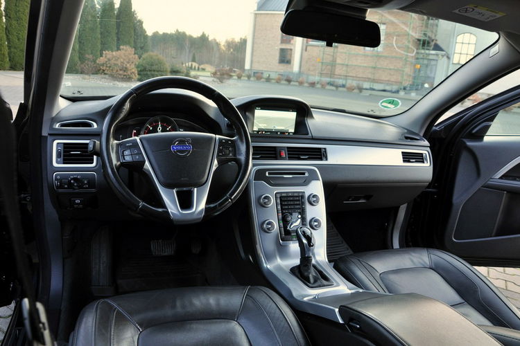 Volvo V70 2.0d(181KM) D4 Lift Led Xenon Navi Skóry Virtual Cokpit Alu17"FUL ASO zdjęcie 28