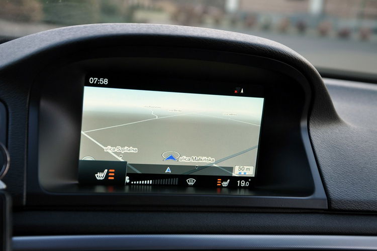 Volvo V70 2.0d(181KM) D4 Lift Led Xenon Navi Skóry Virtual Cokpit Alu17"FUL ASO zdjęcie 31