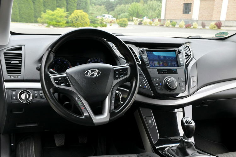 Hyundai i40 1.7CRDi(136KM) Led Duża Navi Welur Reling IWłaściciel Alu16"ASO zdjęcie 29