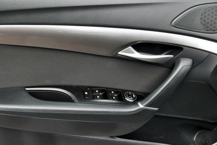 Hyundai i40 1.7CRDi(136KM) Led Duża Navi Welur Reling IWłaściciel Alu16"ASO zdjęcie 36