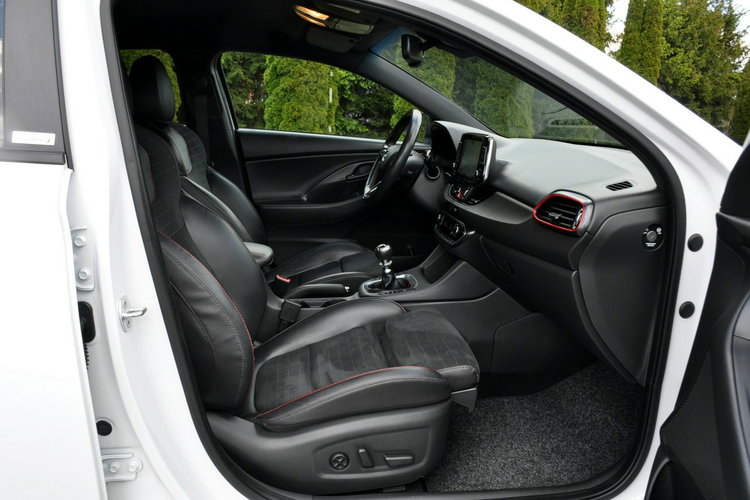 Hyundai i30N 2.0T(275KM) Full Led Navi Kamera Skóry El.Fotele+Pamięć I Wł Alu19"ASO zdjęcie 17