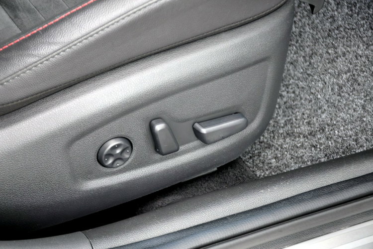 Hyundai i30N 2.0T(275KM) Full Led Navi Kamera Skóry El.Fotele+Pamięć I Wł Alu19"ASO zdjęcie 19