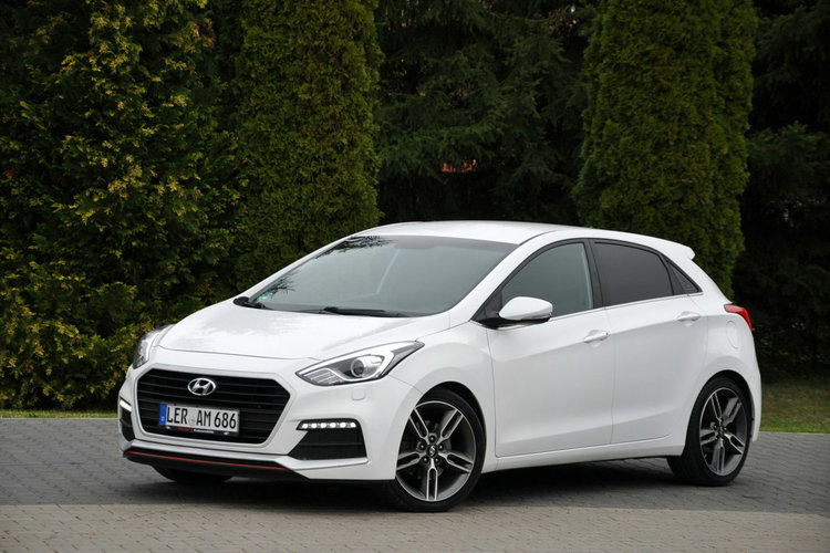 Hyundai i30 1.6Turbo(186KM) Xenon Led Navi Kamera Skóry Grzana Kierow. Alu18"ASO zdjęcie 10