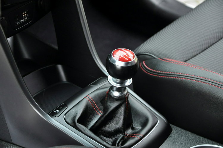 Hyundai i30 1.6Turbo(186KM) Xenon Led Navi Kamera Skóry Grzana Kierow. Alu18"ASO zdjęcie 35