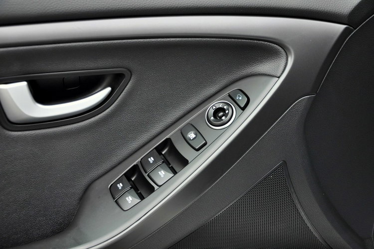 Hyundai i30 1.6Turbo(186KM) Xenon Led Navi Kamera Skóry Grzana Kierow. Alu18"ASO zdjęcie 37