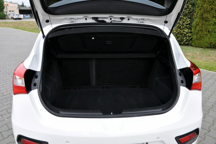 Hyundai i30 1.6Turbo(186KM) Xenon Led Navi Kamera Skóry Grzana Kierow. Alu18"ASO zdjęcie 38