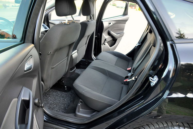Ford Focus 1.5TDCi(120KM) Lift 123tyś.km Klimatronik Grzane Fotele Welur Alu16" zdjęcie 20