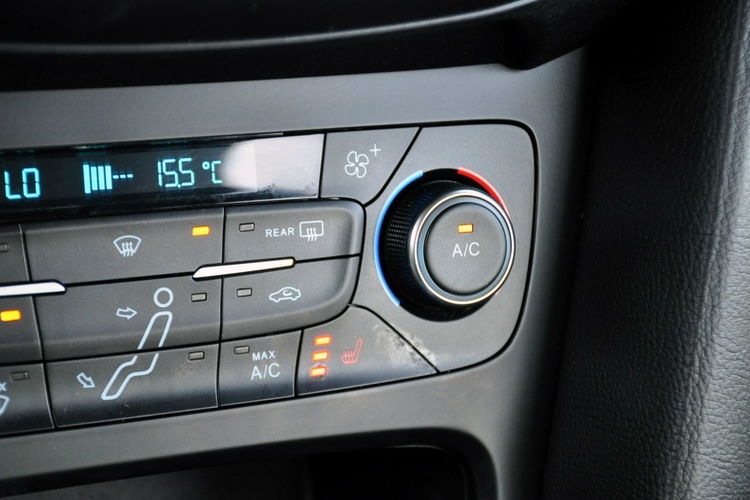 Ford Focus 1.5TDCi(120KM) Lift 123tyś.km Klimatronik Grzane Fotele Welur Alu16" zdjęcie 33