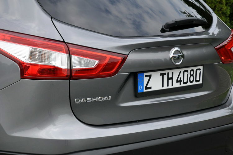 Nissan Qashqai 1.2i(115KM) Radar Full Led Navi Kamera360 Panorama Skóry Alu19"ASO zdjęcie 16