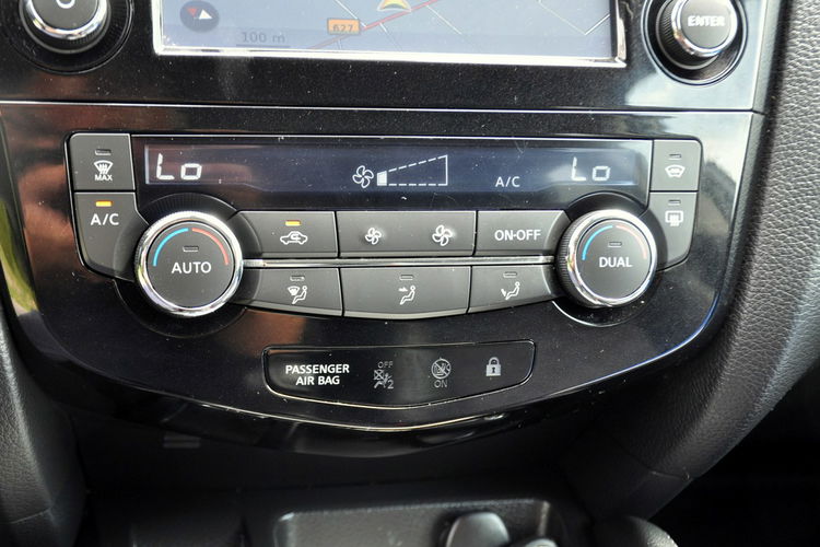 Nissan Qashqai 1.2i(115KM) Radar Full Led Navi Kamera360 Panorama Skóry Alu19"ASO zdjęcie 34