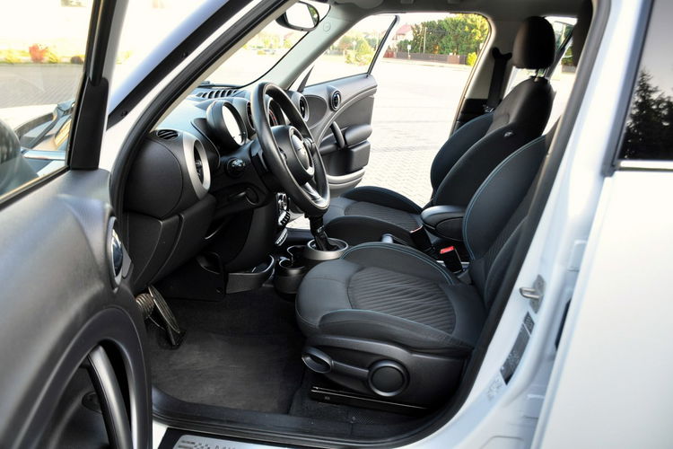 MINI Countryman 2.0d(143KM) Xenon Duża Navi Klimatronik Welur Reling F1 I Wł Alu17"ASO zdjęcie 23