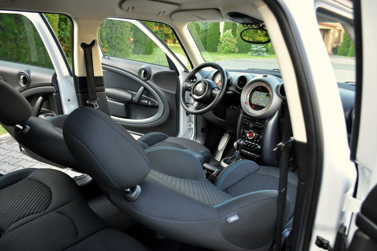 MINI Countryman 2.0d(143KM) Xenon Duża Navi Klimatronik Welur Reling F1 I Wł Alu17"ASO zdjęcie 26