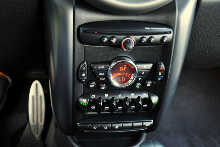 MINI Countryman 2.0d(143KM) Xenon Duża Navi Klimatronik Welur Reling F1 I Wł Alu17"ASO zdjęcie 35