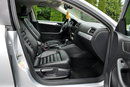 Volkswagen Jetta 1.4T(150KM) Hybrid Led Bi-Xenon Navi Kamera Skóry El.Fotel Alu17"Full zdjęcie 17
