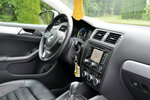 Volkswagen Jetta 1.4T(150KM) Hybrid Led Bi-Xenon Navi Kamera Skóry El.Fotel Alu17"Full zdjęcie 18