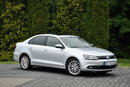 Volkswagen Jetta 1.4T(150KM) Hybrid Led Bi-Xenon Navi Kamera Skóry El.Fotel Alu17"Full zdjęcie 3
