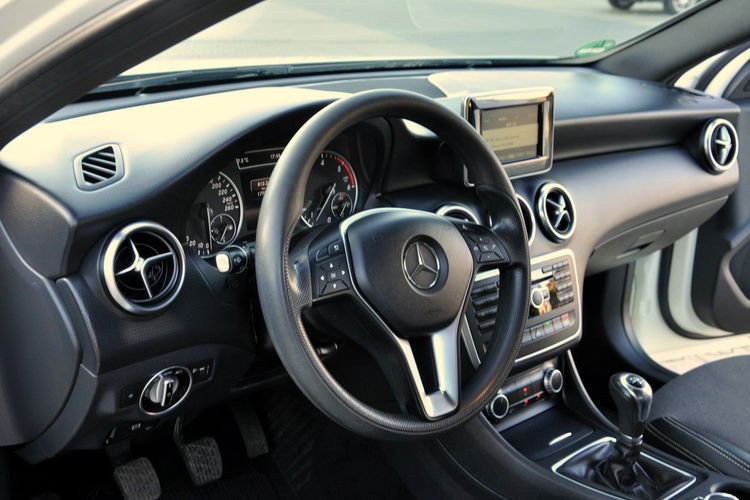Mercedes A 180 1.5CDI(109KM) Radar Duża Navi Skóry Grzane Fotele I Wł Alu16"ASO zdjęcie 23