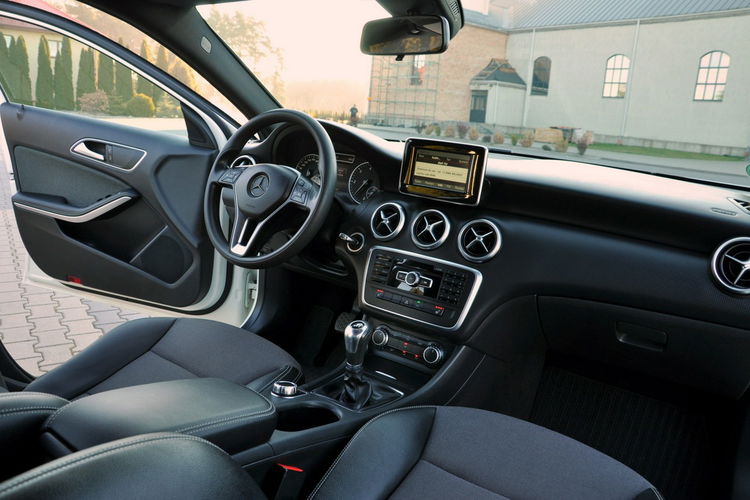 Mercedes A 180 1.5CDI(109KM) Radar Duża Navi Skóry Grzane Fotele I Wł Alu16"ASO zdjęcie 25