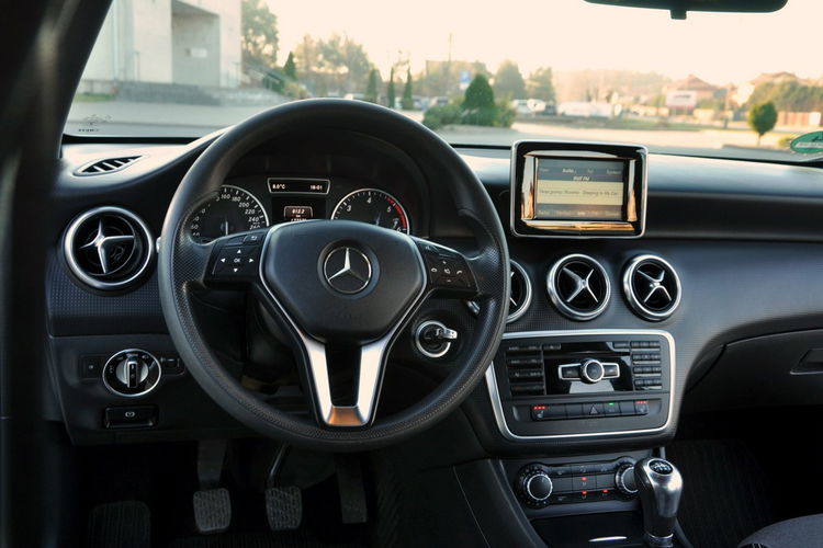 Mercedes A 180 1.5CDI(109KM) Radar Duża Navi Skóry Grzane Fotele I Wł Alu16"ASO zdjęcie 30
