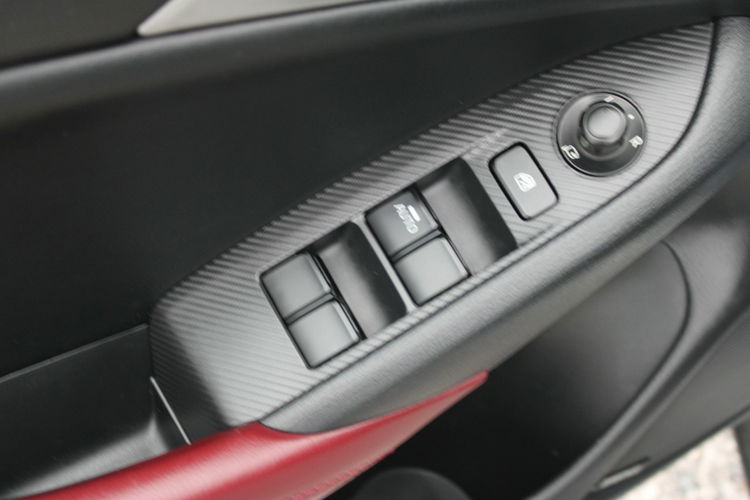 Mazda CX-3 Skóra Bose Gwarancja 1.5d F-Marża zdjęcie 14