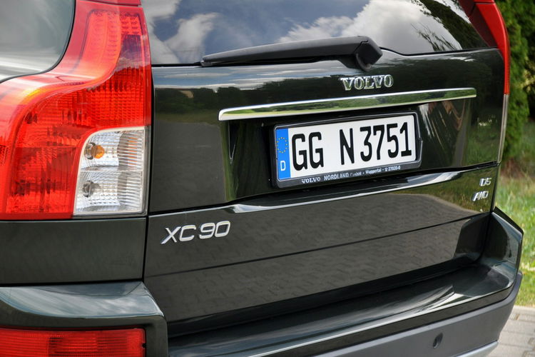 Volvo XC 90 2.4D(185KM) Xenon Navi El.Fotele Skóry 7-Foteli 2xParktr Alu17"FUL ASO zdjęcie 16