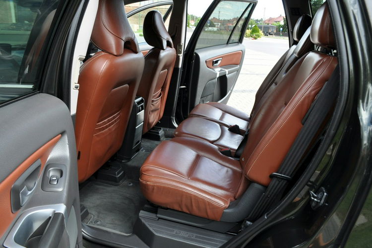 Volvo XC 90 2.4D(185KM) Xenon Navi El.Fotele Skóry 7-Foteli 2xParktr Alu17"FUL ASO zdjęcie 20