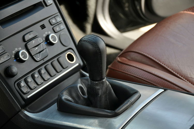 Volvo XC 90 2.4D(185KM) Xenon Navi El.Fotele Skóry 7-Foteli 2xParktr Alu17"FUL ASO zdjęcie 35