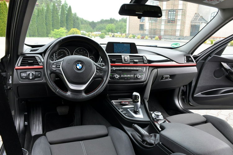 BMW 320 2.0d(184KM) Bi-Xenon Ringi Duża Navi 2xParktr I Wł Welur Alu18"ASO zdjęcie 29