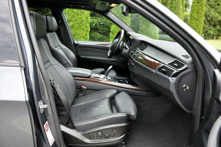 BMW X5 3.0d(306KM) Xenon Ringi Navi Kamera Panorama Dociągi Went.Fotele Alu19 zdjęcie 17