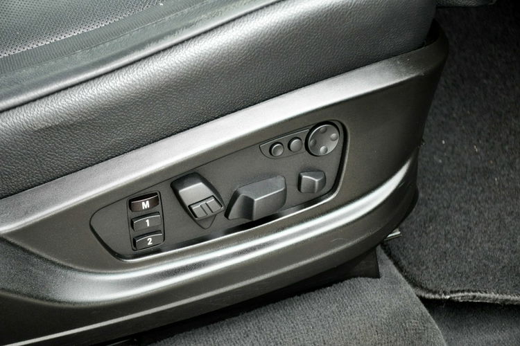 BMW X5 3.0d(306KM) Xenon Ringi Navi Kamera Panorama Dociągi Went.Fotele Alu19 zdjęcie 19