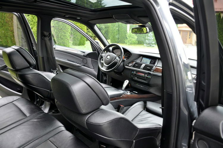 BMW X5 3.0d(306KM) Xenon Ringi Navi Kamera Panorama Dociągi Went.Fotele Alu19 zdjęcie 25