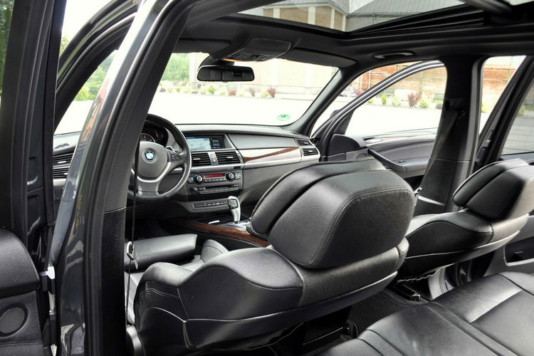 BMW X5 3.0d(306KM) Xenon Ringi Navi Kamera Panorama Dociągi Went.Fotele Alu19 zdjęcie 29