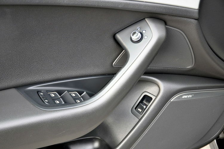 Audi A6 2.0T(180KM) S-Line Bi-Xenon Led Navi MMI Skóry El.Klapa Bose Alu19"ASO zdjęcie 37