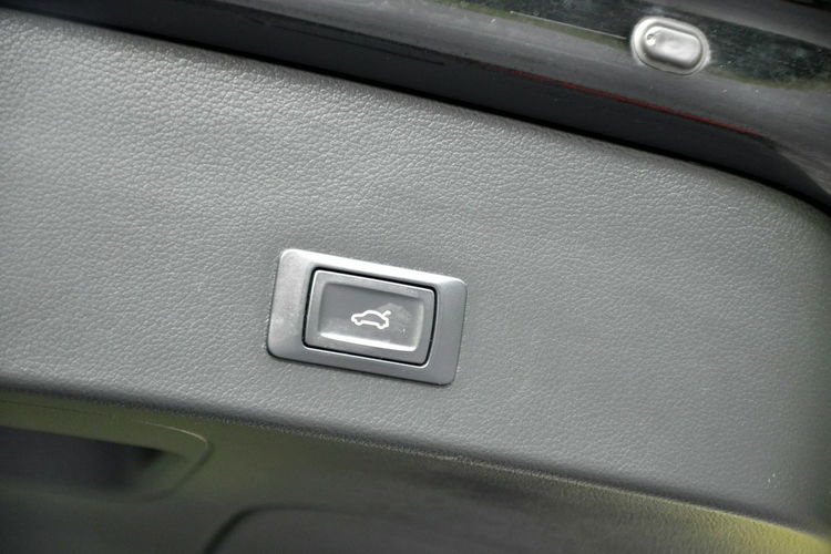 Audi A6 2.0T(180KM) S-Line Bi-Xenon Led Navi MMI Skóry El.Klapa Bose Alu19"ASO zdjęcie 39