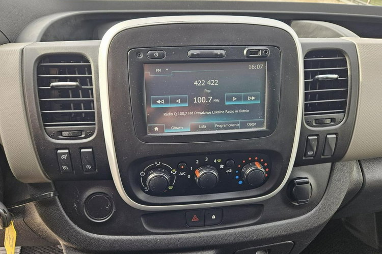 Renault Trafic Pack klim + navi zdjęcie 8