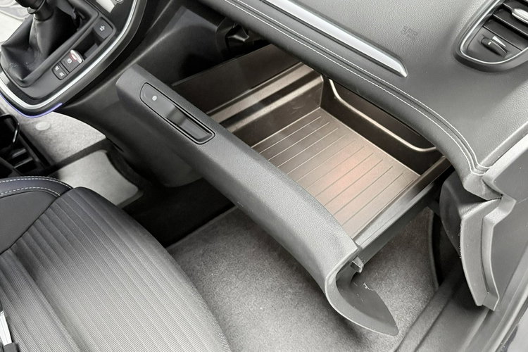 Renault Scenic 1.6DCi130KM Bose Edition LED Head-up Kamera R-link Handsfree zdjęcie 28